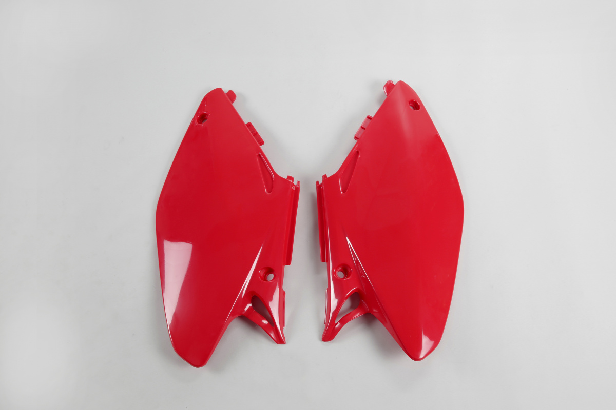 Side panels - red 070 - Honda - REPLICA PLASTICS - HO03658-070 - UFO Plast