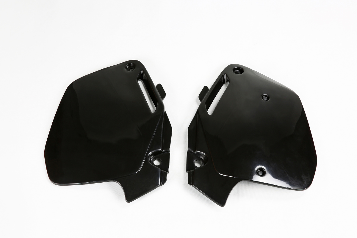 Side panels - black - Honda - REPLICA PLASTICS - HO02626-001 - UFO Plast