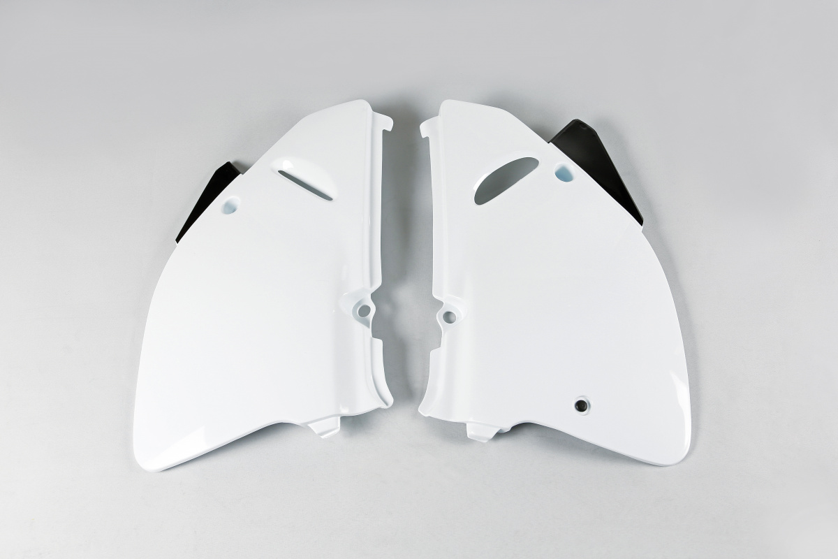 Side panels - white 041 - Suzuki - REPLICA PLASTICS - SU02946-041 - UFO Plast