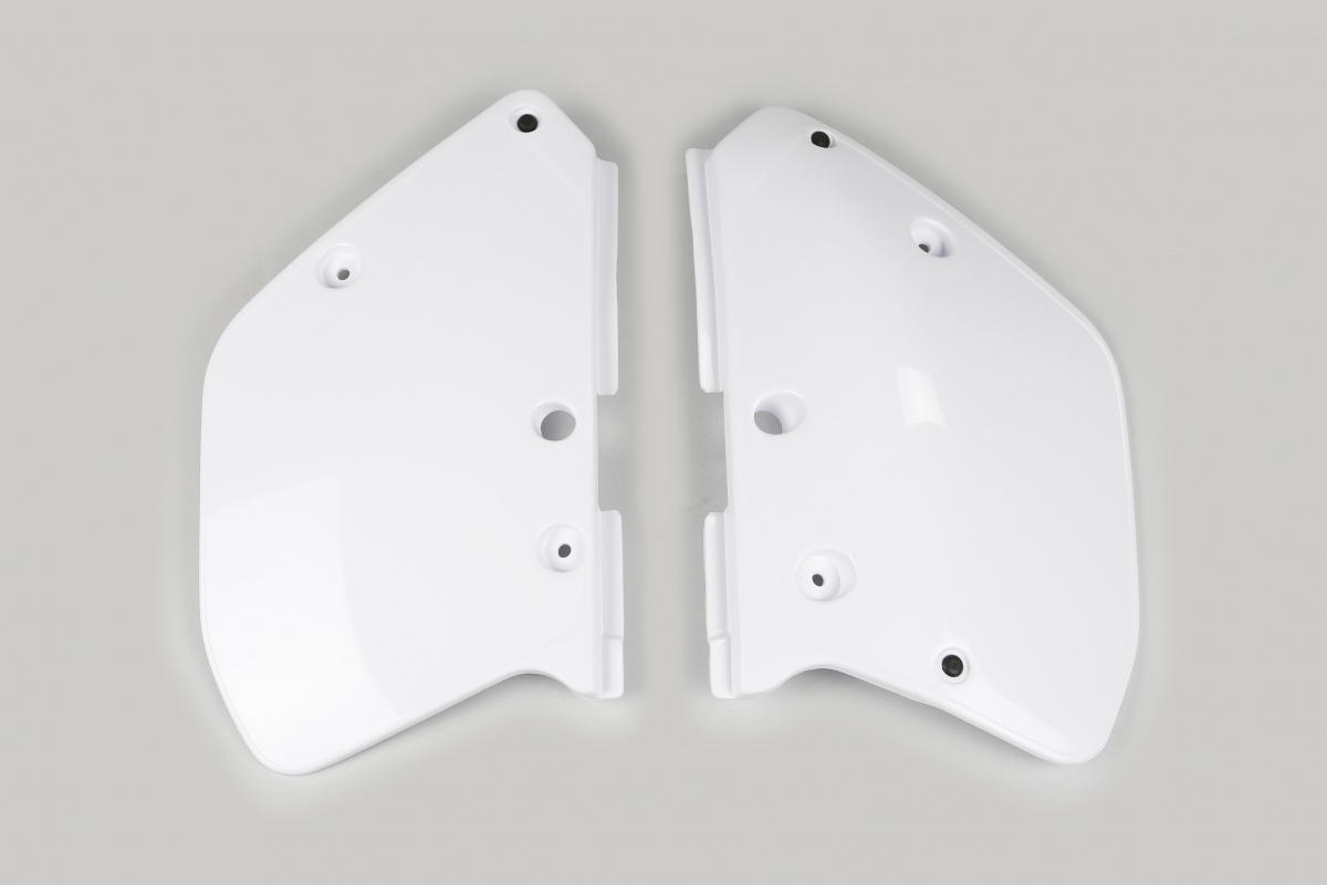 Side panels - white 046 - Yamaha - REPLICA PLASTICS - YA02814-046 - UFO Plast